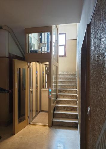 Ascensore Interno con Taglio Scale